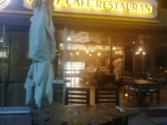 Deniz Cafe & Restaurant'nin yemek ve ambiyans fotoğrafları 17