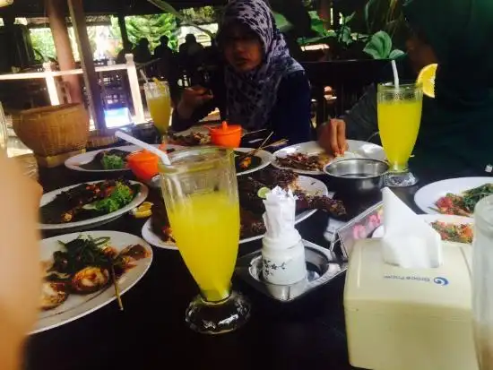 Gambar Makanan Warung Subak 9