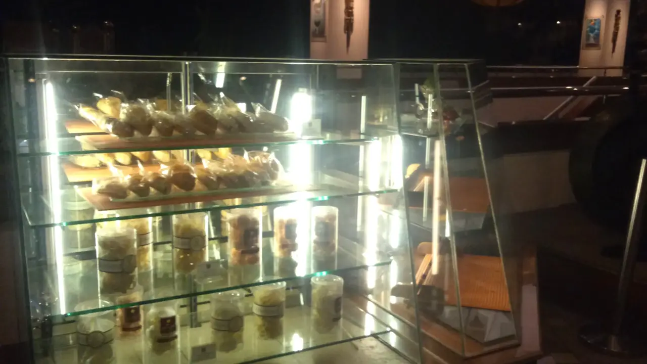 Gambar Makanan Cake & Bakery Shop - The Jayakarta 1