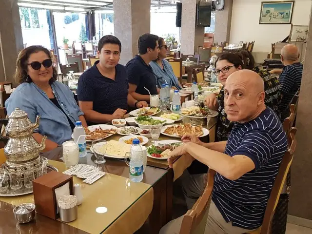 Hanedan Iskender Pide Kebab Restaurant'nin yemek ve ambiyans fotoğrafları 32