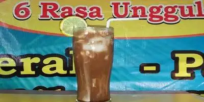 Es Kelapa Muda Istimewa, Kesambi