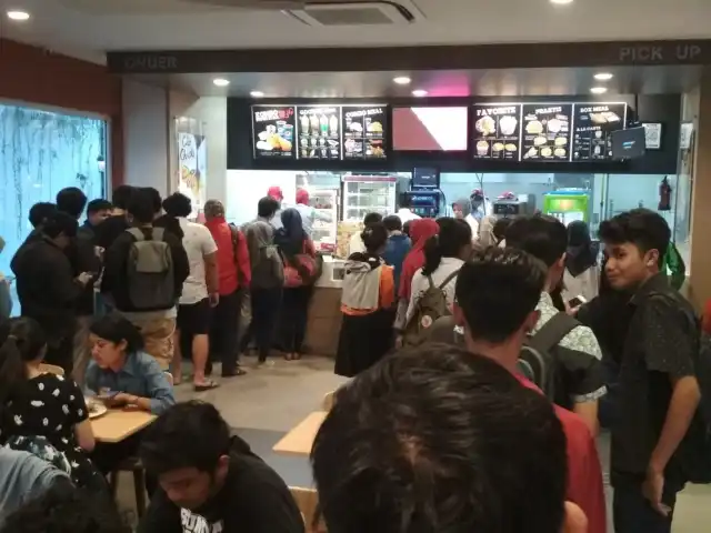 Gambar Makanan KFC Paltrow City 3