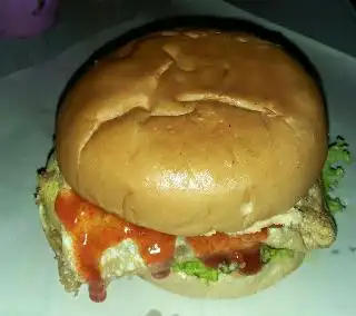 Sham OK Burger Food Photo 1