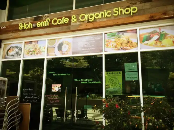 Hohoemi Cafe & Organic Shop