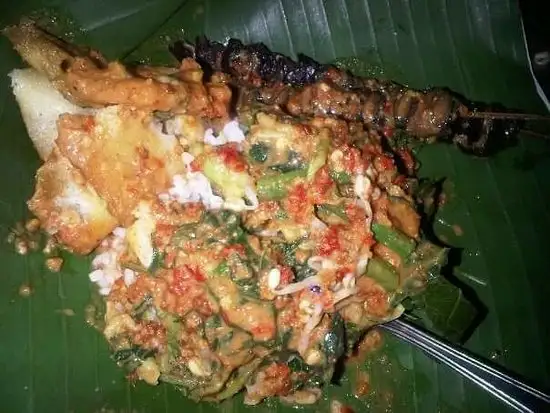 Gambar Makanan Nasi Pecel Mbok Sador 14