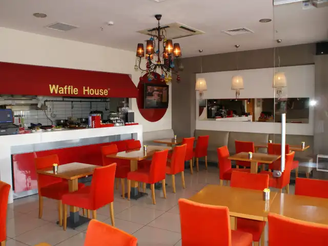 Waffle House Cafe & Restaurant'nin yemek ve ambiyans fotoğrafları 24