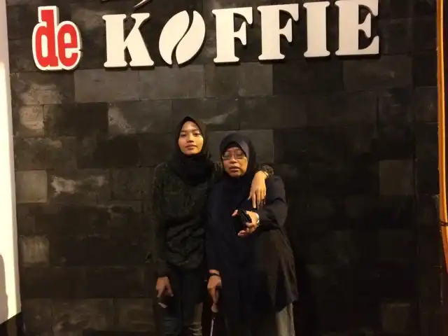 Gambar Makanan de koffie 8