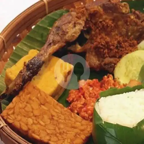 Gambar Makanan Nasi Uduk Abah Chentet, Bendungan Hilir Raya 7