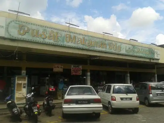 Medan Selera Pasar Taman Ria Food Photo 5