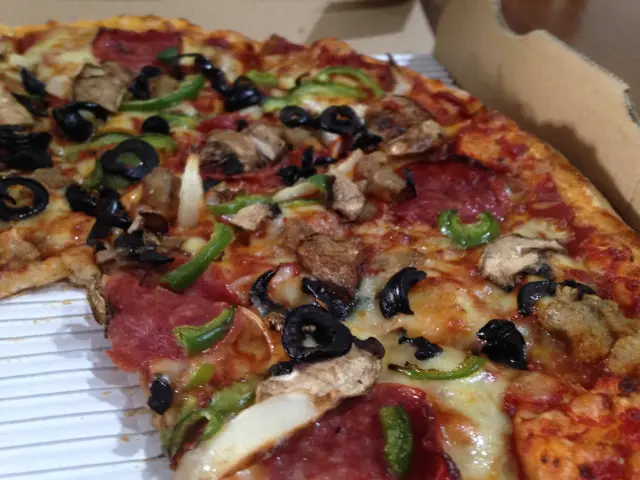 Gambar Makanan Domino's Pizza 8