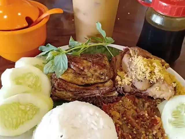 Gambar Makanan Bebek Kaleyo 9