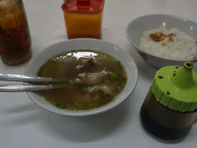 Gambar Makanan Sop Ayam Pak Min Klaten 9