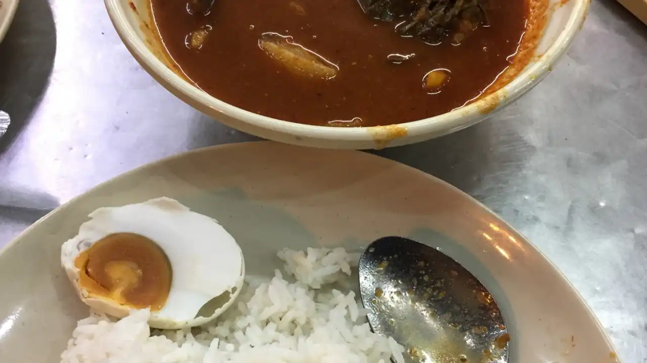 Restoran Asam Pedas Melaka Warisan Bonda