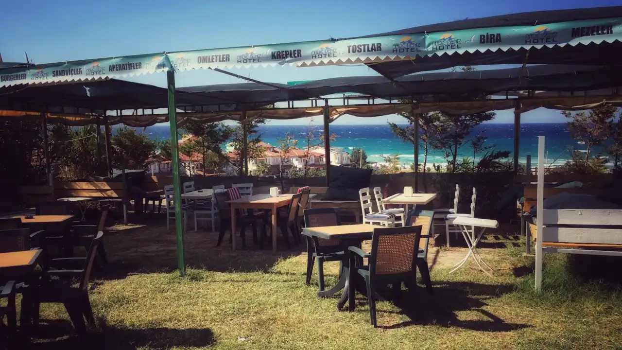 Ardıç Deniz Cafe Bistro