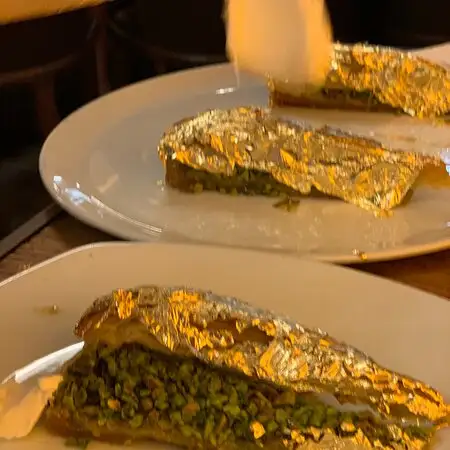 Nusr-Et Steakhouse Sandal Bedesteni'nin yemek ve ambiyans fotoğrafları 10