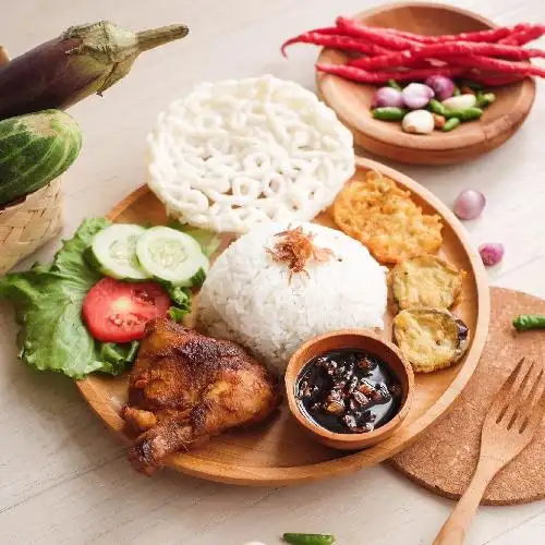 Gambar Makanan Ayam Penyet Juara, Medan Timur 5