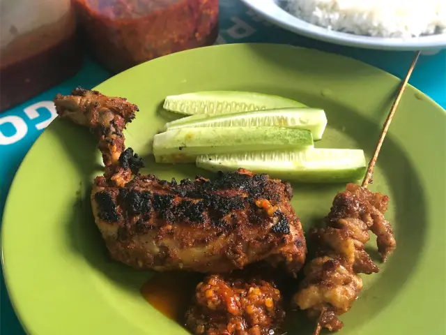 Gambar Makanan Ayam Goreng & Bakar Si Bungsu 4