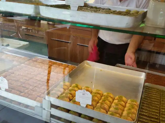 Gaziantepli Hasanoglu Baklava'nin yemek ve ambiyans fotoğrafları 8