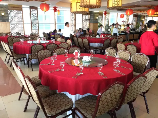 Wang Shan Lo - Crown Regency Hotel & Towers Food Photo 10