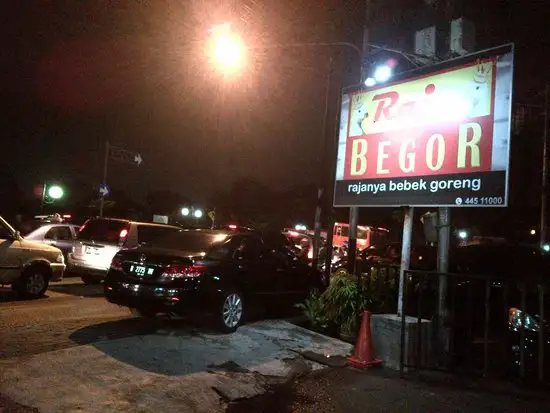 Gambar Makanan Begor (Bebek Goreng) 6