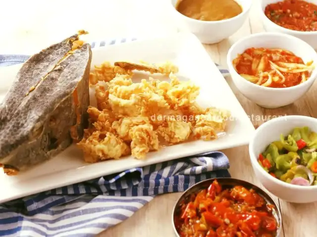 Gambar Makanan Dermaga Makassar Seafood 3
