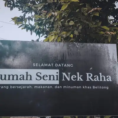 Resto dan Rumah Seni Nek Raha