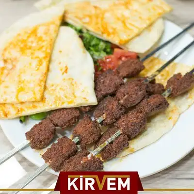 Kirvem Et Lokantası'nin yemek ve ambiyans fotoğrafları 3