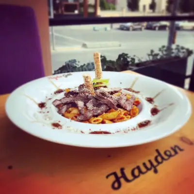 Hayden Cafe Pastane