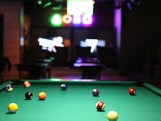 Variant Game &amp; Sports Bar'nin yemek ve ambiyans fotoğrafları 1