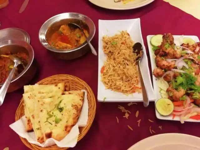 Sheesh Mahal Food Photo 5