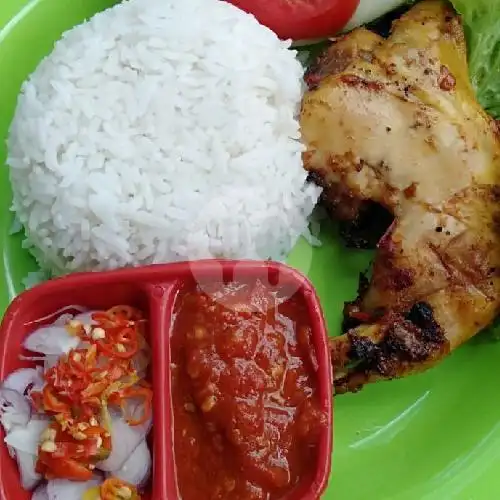 Gambar Makanan Ayam Geprek Mbok Lueng, Ubud 20