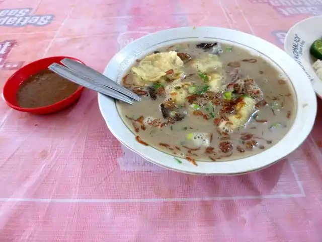 Gambar Makanan Soto Roxy H. Darwasa 6