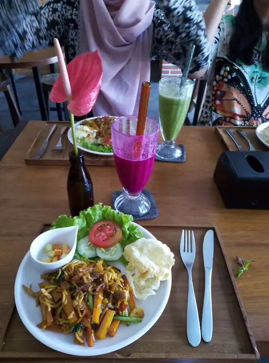 Gambar Makanan Bun Bali Cafe 9