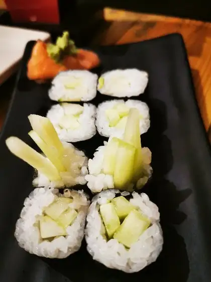 Gambar Makanan Waroeng Sushi 2