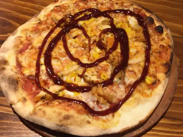 Pizza İl Forno'nin yemek ve ambiyans fotoğrafları 30