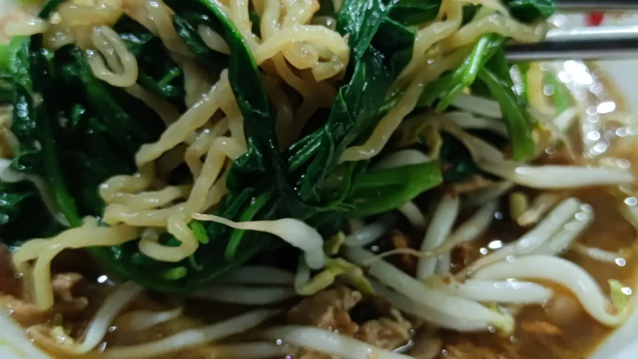 Mie Kangkung Fafa