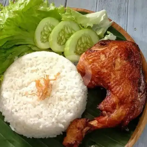 Gambar Makanan Ayam Goreng Judes, Jl.siwalankerto VI No 106 1