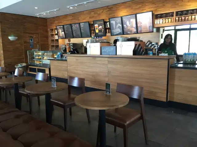 Gambar Makanan Starbucks Rest Area KM 43 13