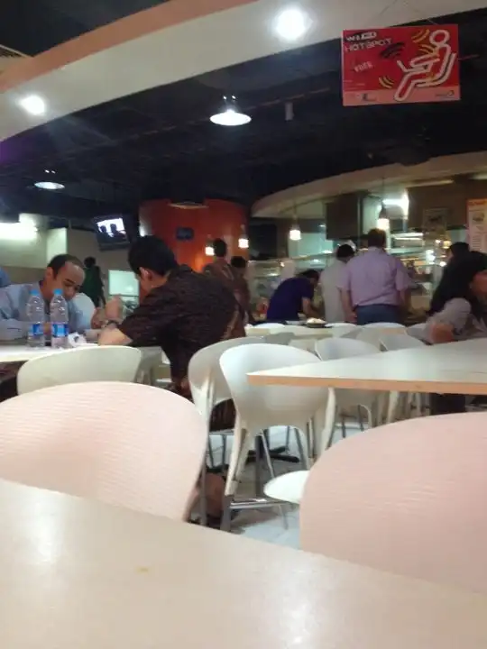 Gambar Makanan Food Court Sona Topas 5