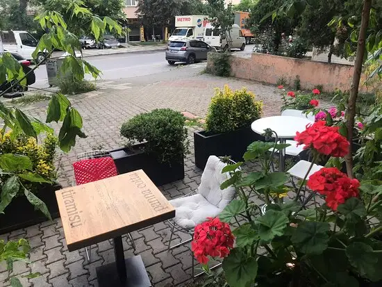 Nar Tanesi Cafe ve Ev Yemekleri'nin yemek ve ambiyans fotoğrafları 6