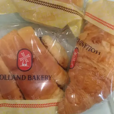 Holland Bakery