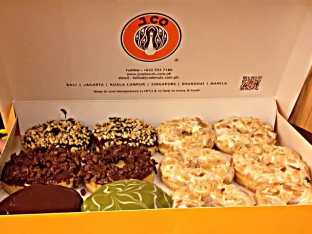 J.CO Donuts & Coffee Food Photo 16