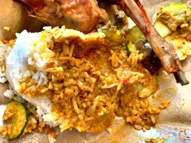 Nasi Paku