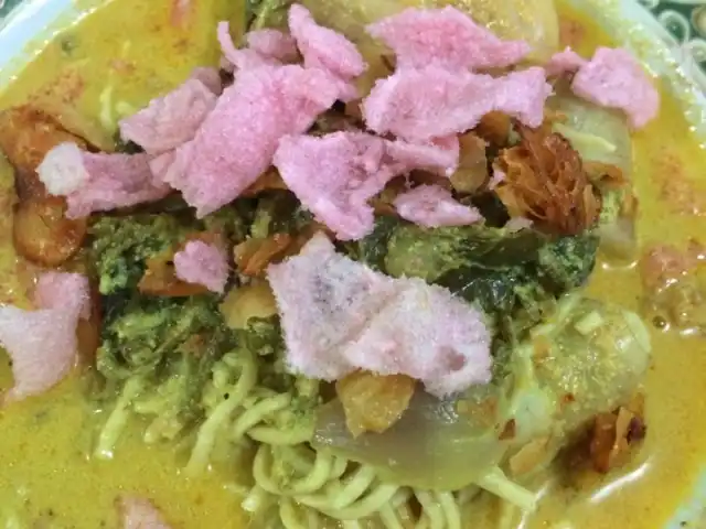 Gambar Makanan Kedai ketupat gulai paku Onen 9