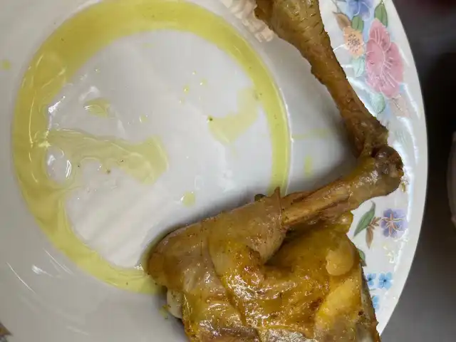 Gambar Makanan Ayam Goreng & Sop Buntut Pak Supar 9