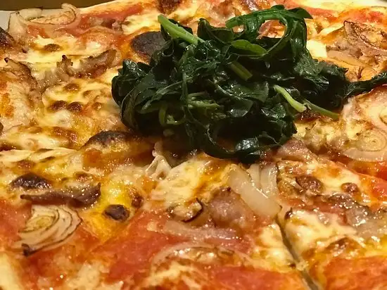 Gambar Makanan Crust - NotOnlyPizza 3