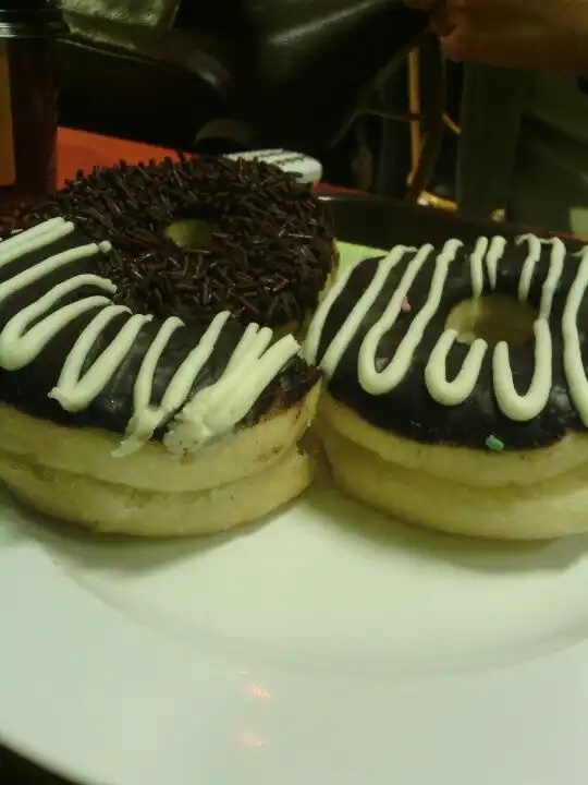 Gambar Makanan Kindys Donuts & Coffee - Stasiun Purwokerto 11