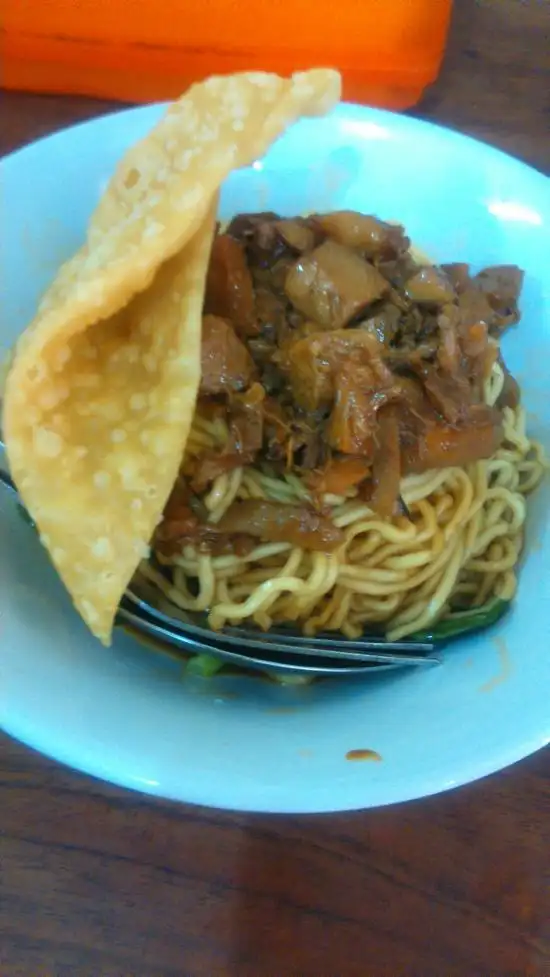 Gambar Makanan Mie Ayam Bakso Yunus 8