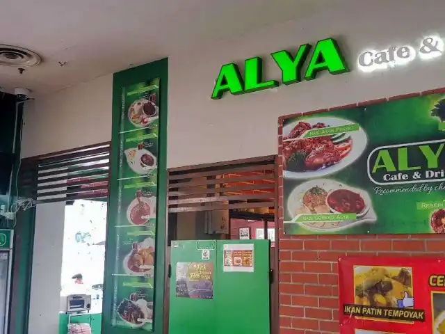 Alya Cafe & Drink Food Photo 4