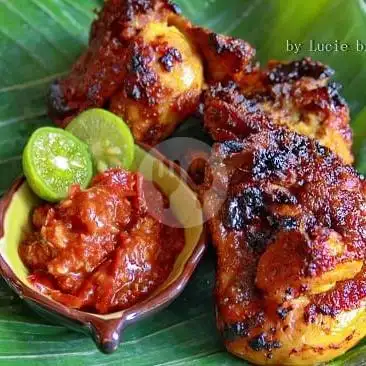 Gambar Makanan Ayam Bakar Dan Soto Ayam Bu Nur, Hankam 4